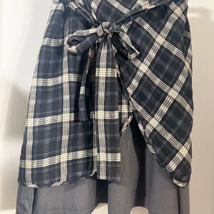 Chic Asymmetrical Plaid Skirt in Black and White